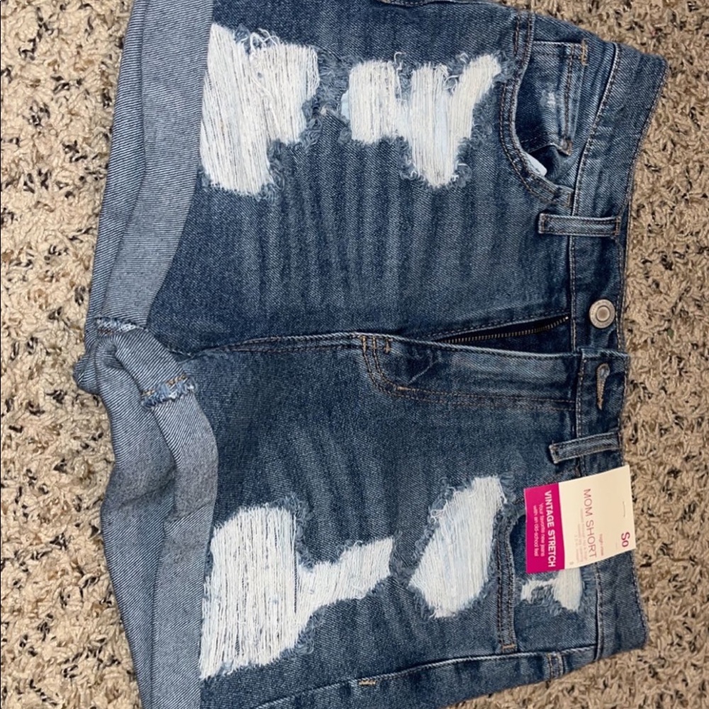 Mom shorts size 9!!!